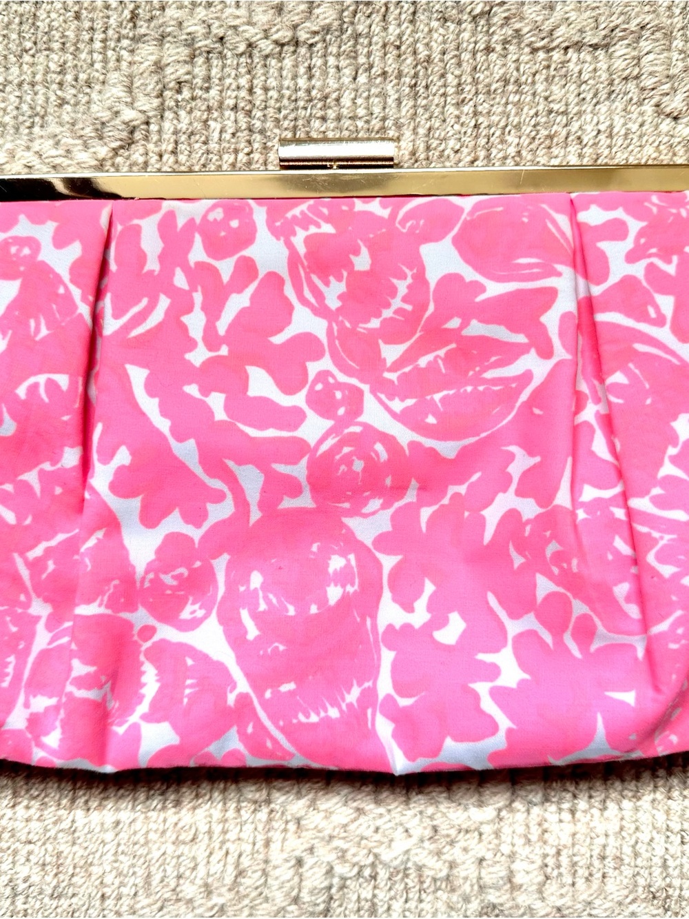 Lilly Pulitzer Palmella Printed Cosmo Pink & White Floral Gold Frame Clutch